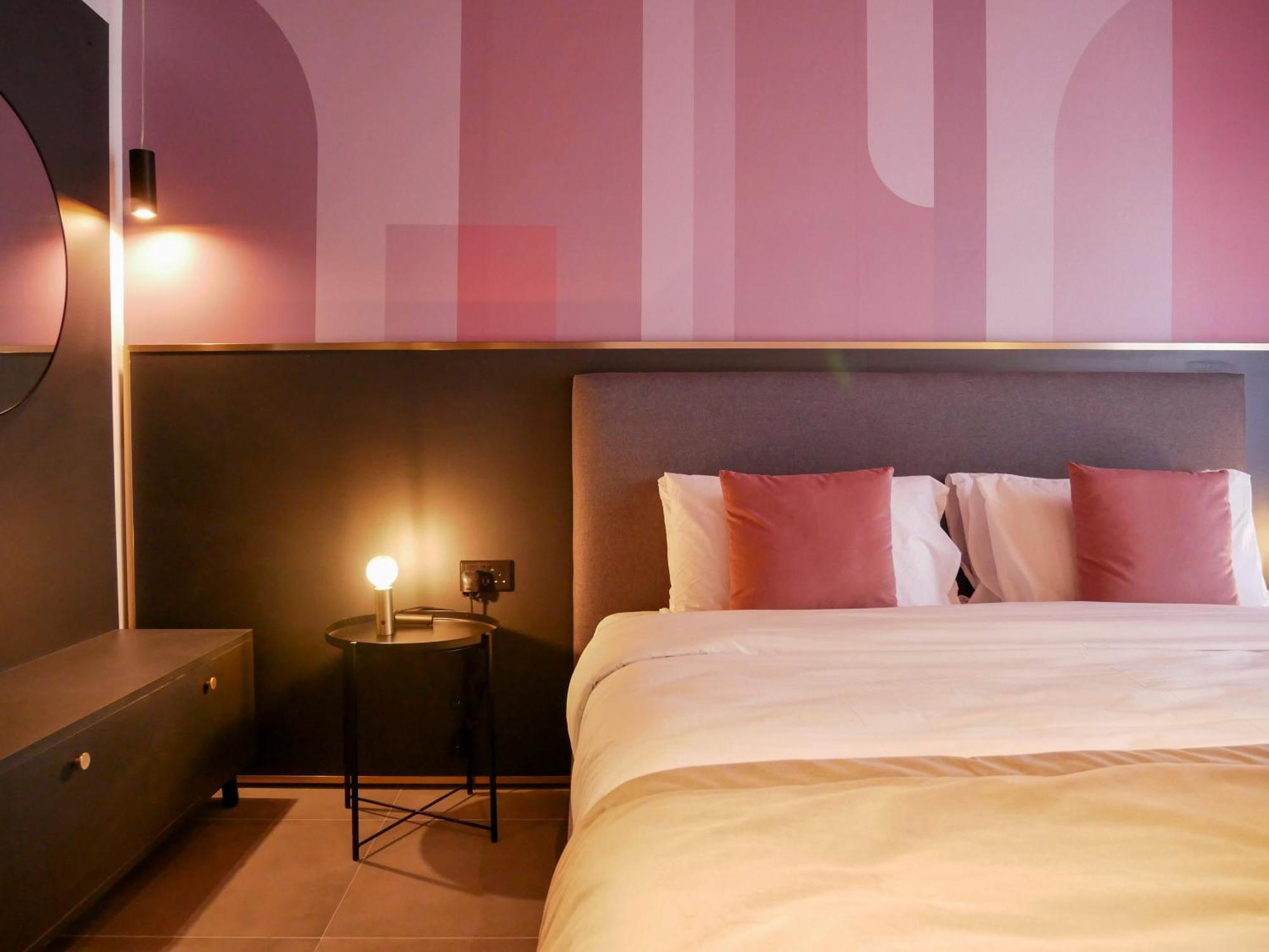 Eleven By Warren Collection Apartment Sliema Bagian luar foto