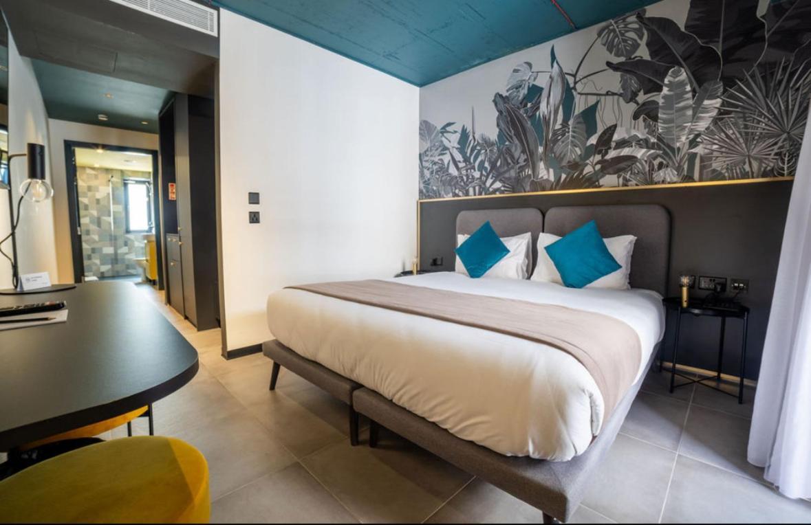 Eleven By Warren Collection Apartment Sliema Bagian luar foto