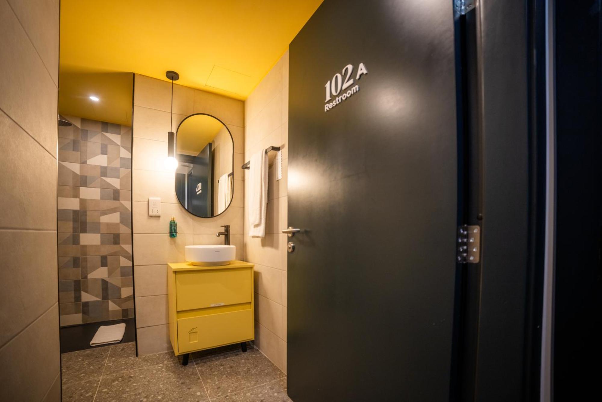 Eleven By Warren Collection Apartment Sliema Bagian luar foto