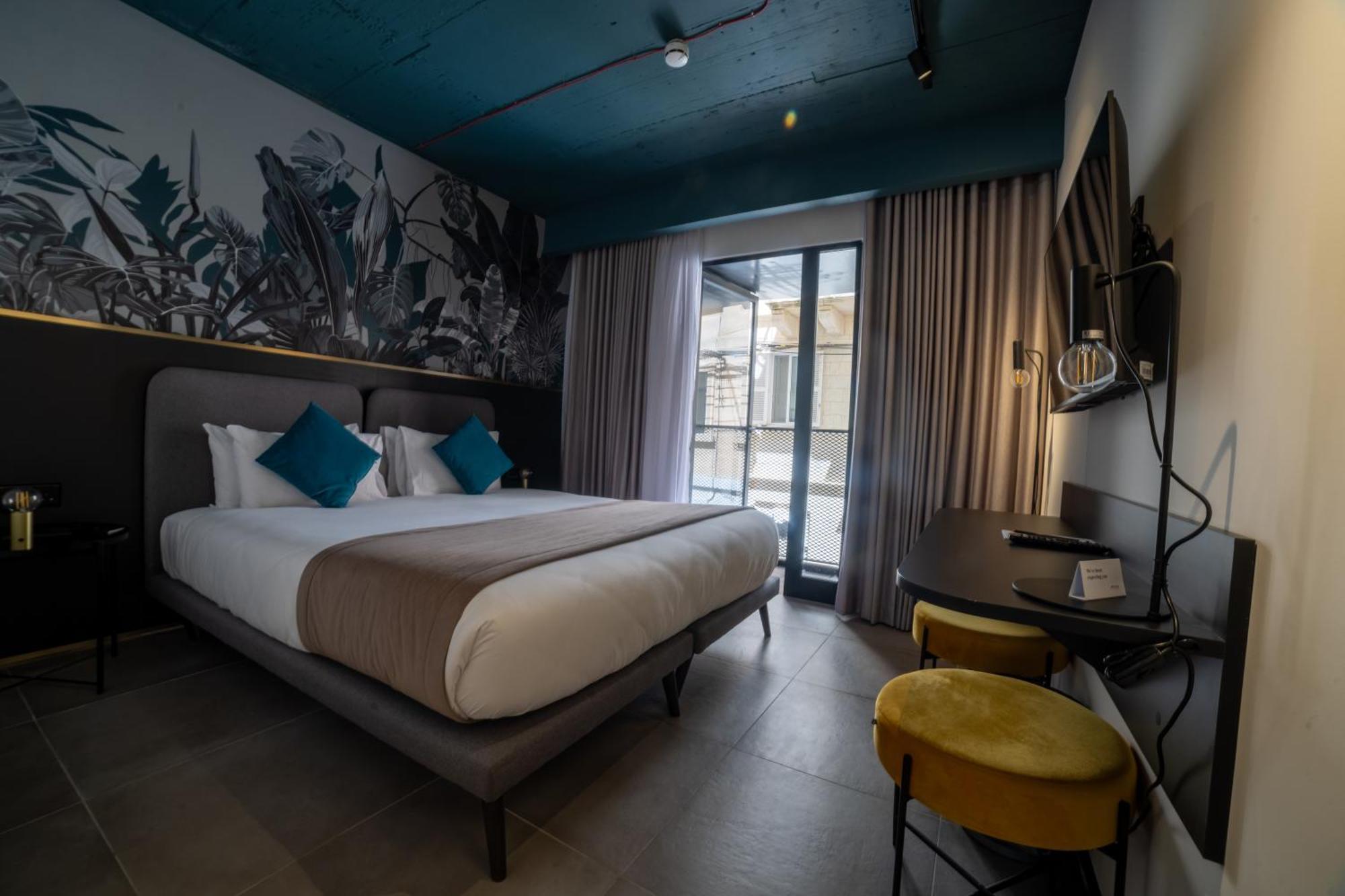 Eleven By Warren Collection Apartment Sliema Bagian luar foto