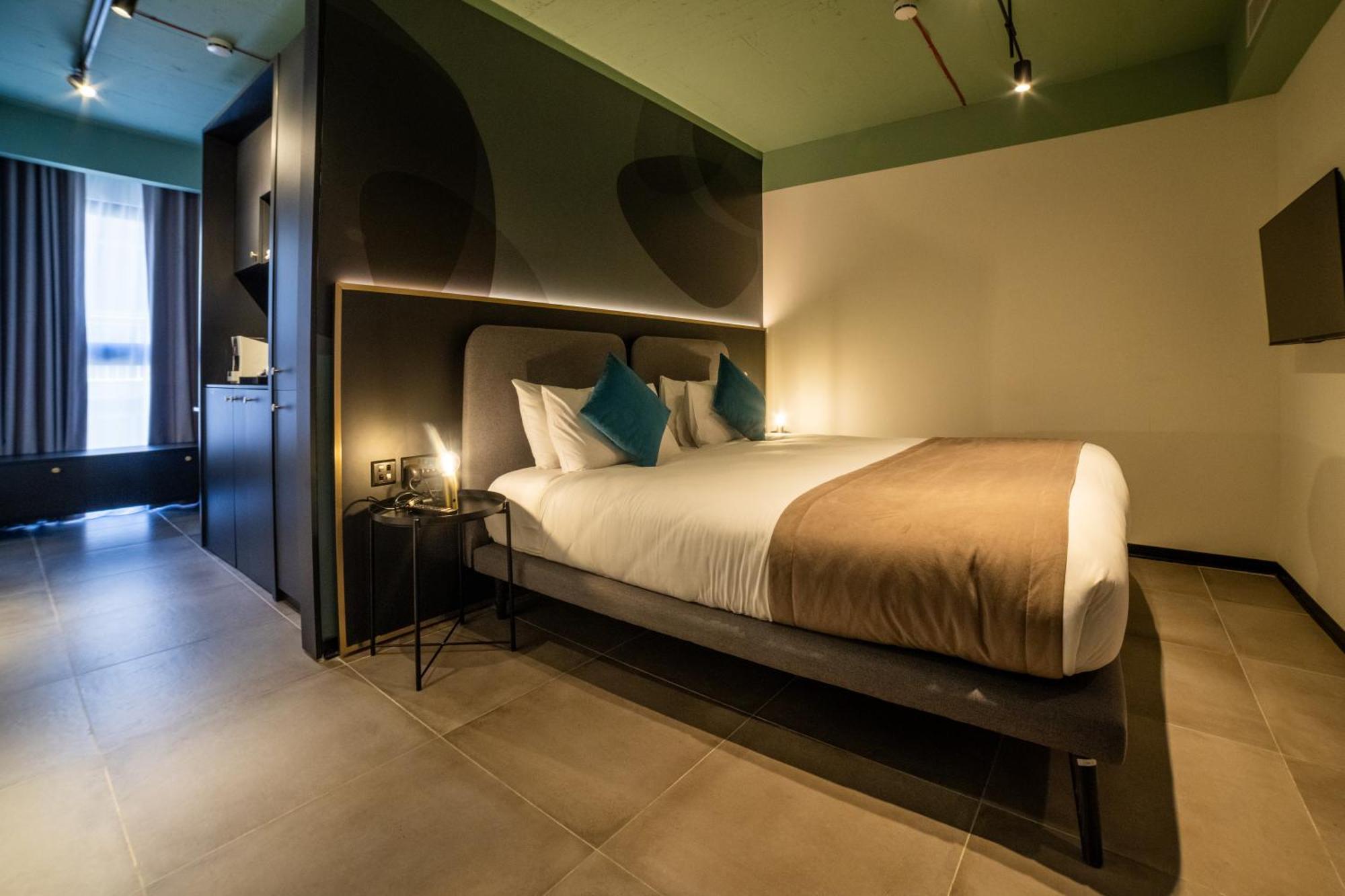 Eleven By Warren Collection Apartment Sliema Bagian luar foto
